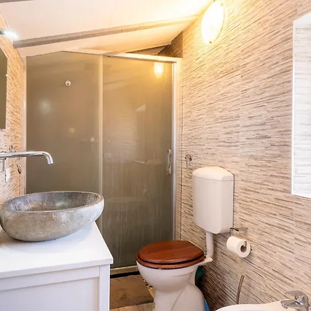 Daire Typical With Covered Terrace! *